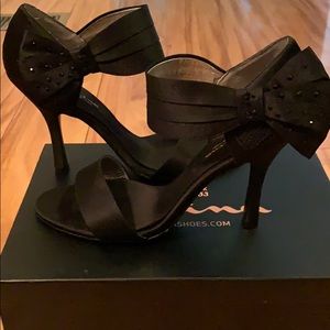 Black Nina heels